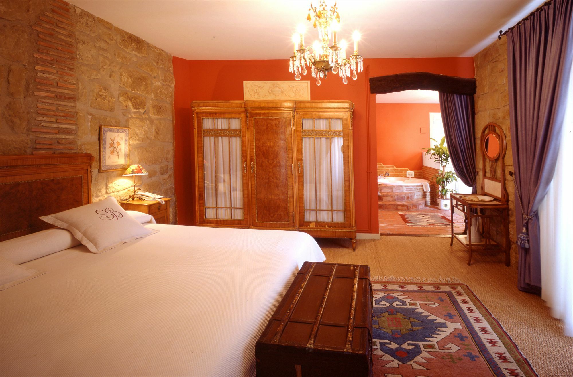 Hospederia Senorio De Brinas Hotel Exterior photo
